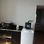 Le Hotel *