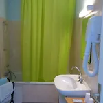 Le Hotel *