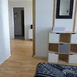Hotel Le *