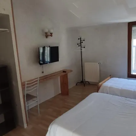 Le Hotel *